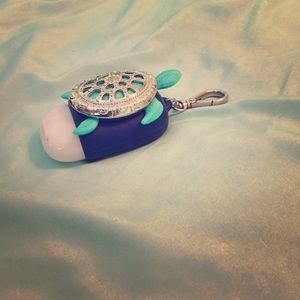 Turtle hand sanitizer clip on holder, travel